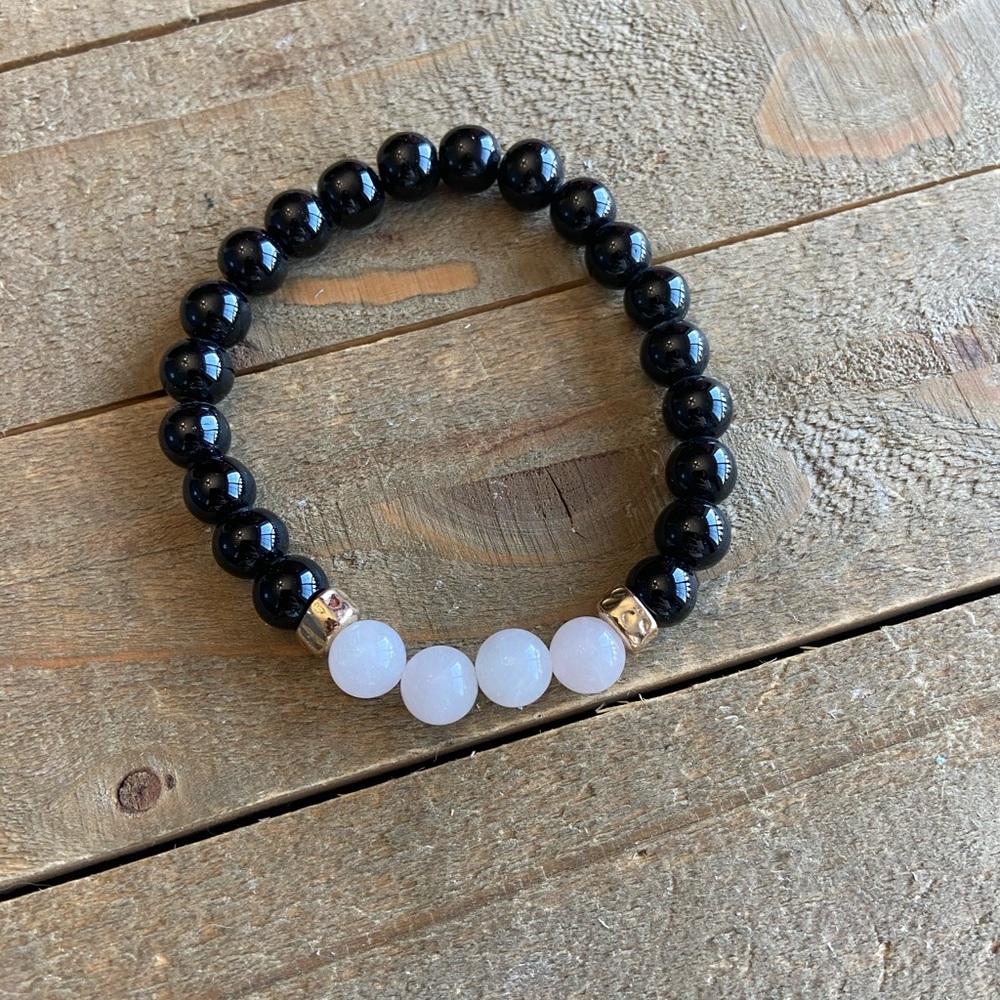 Handmade Natural Rose Quartz & Black Bracelet - Picture 1 of 1